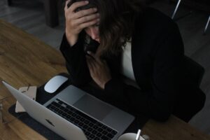 わたしNEXT 退職代行 女性 実際に使った 感想 - わたしNEXT退職代行を女性が実際に使った感想｜本音の体験談と後悔ポイントを公開